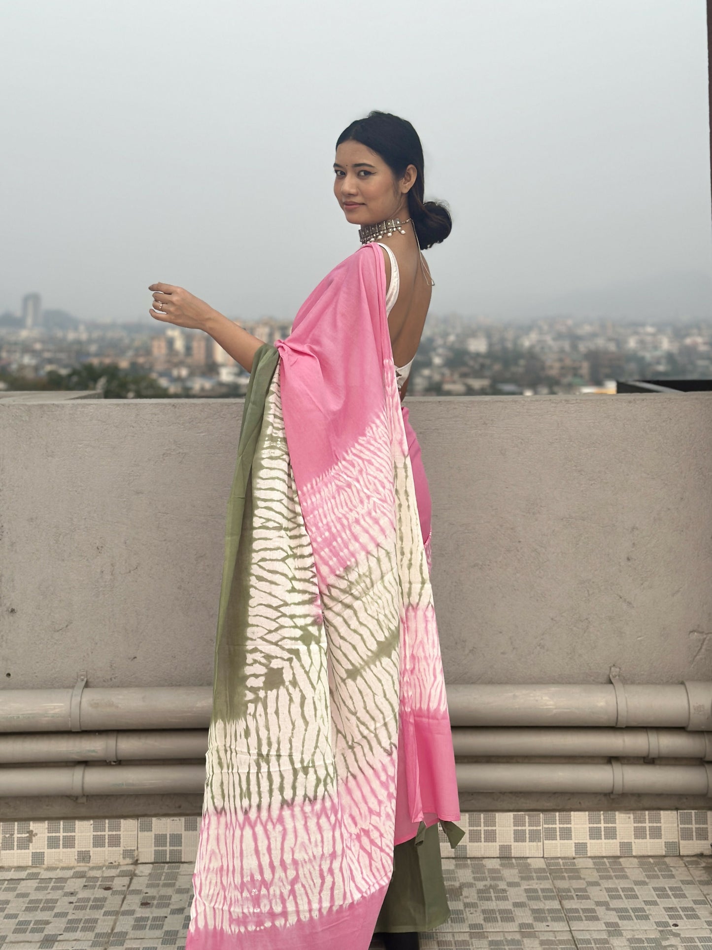 Gulabi Ishq Tie & Dye Shibori Print Natural Dyed Mulmul Cotton Saree