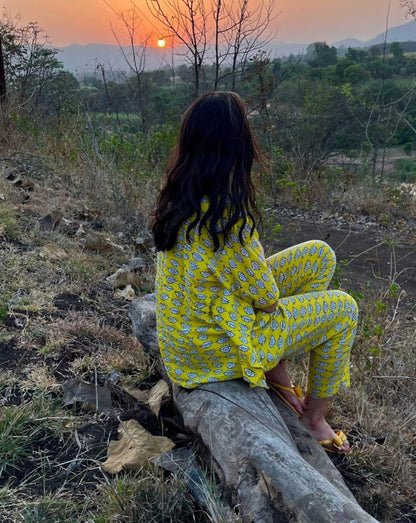 Sara Ali Khan Nazar Battu Chill Jams Cotton Co-ord Set