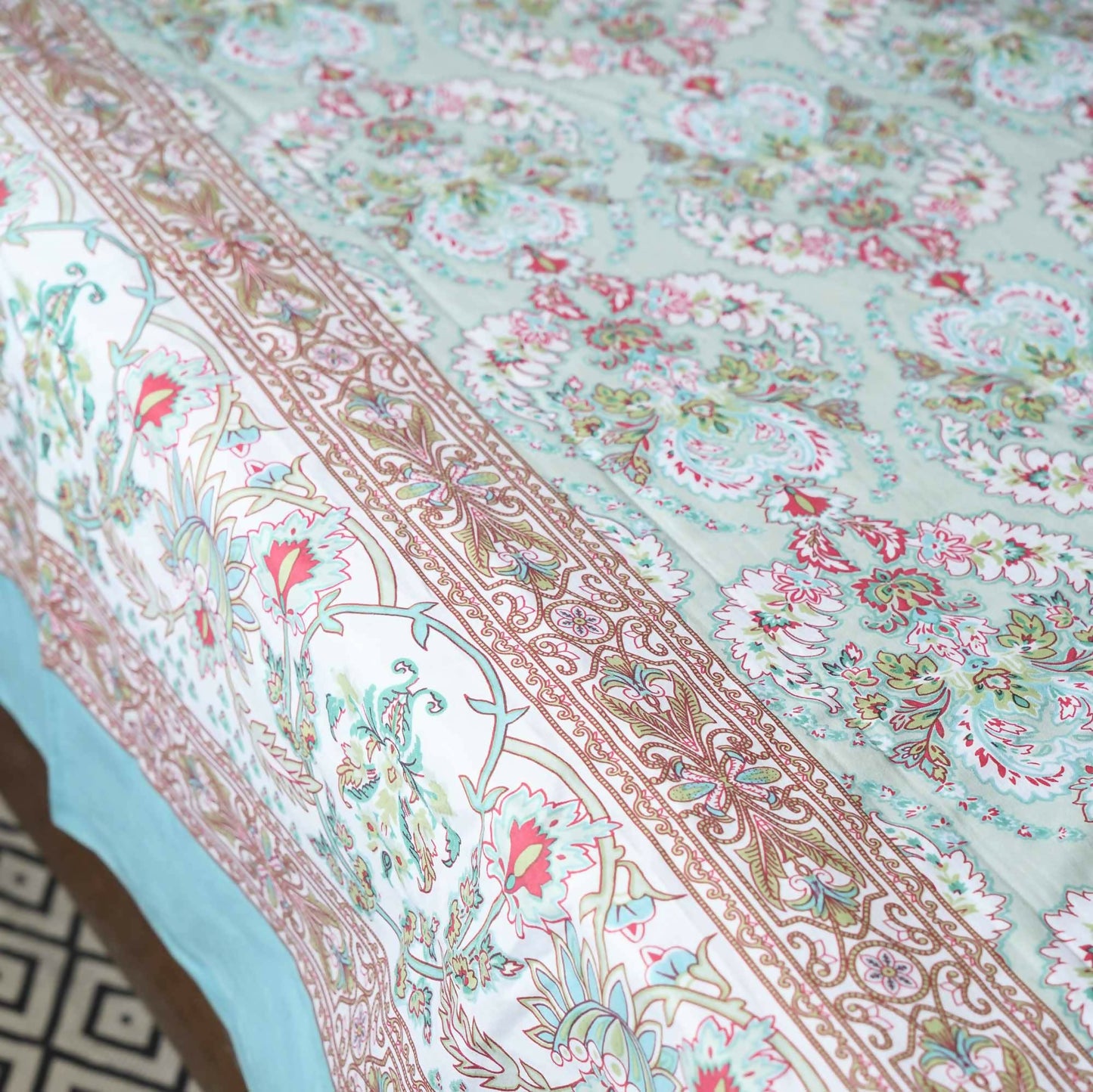 Suzani - Bedsheet (108x108 Inches)