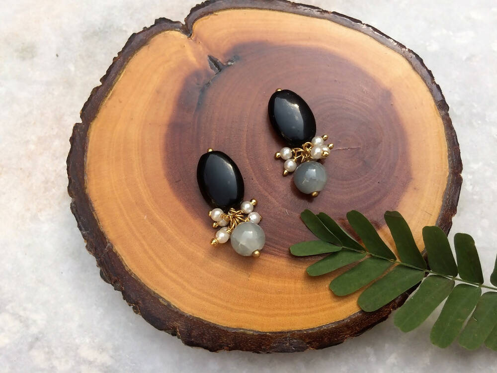 Stone and Crackled Pearl Stud Earrings