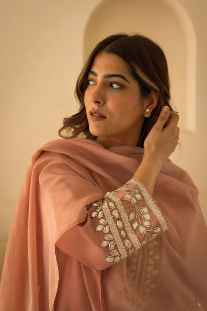 0E443DF9-82A8-4F1C-9323-38F8DCD88444