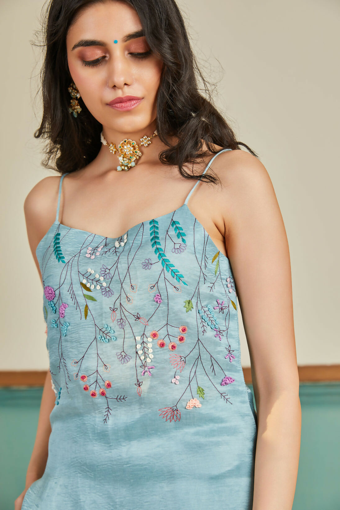 Mahnoor Hand-embroidered Kurta Set