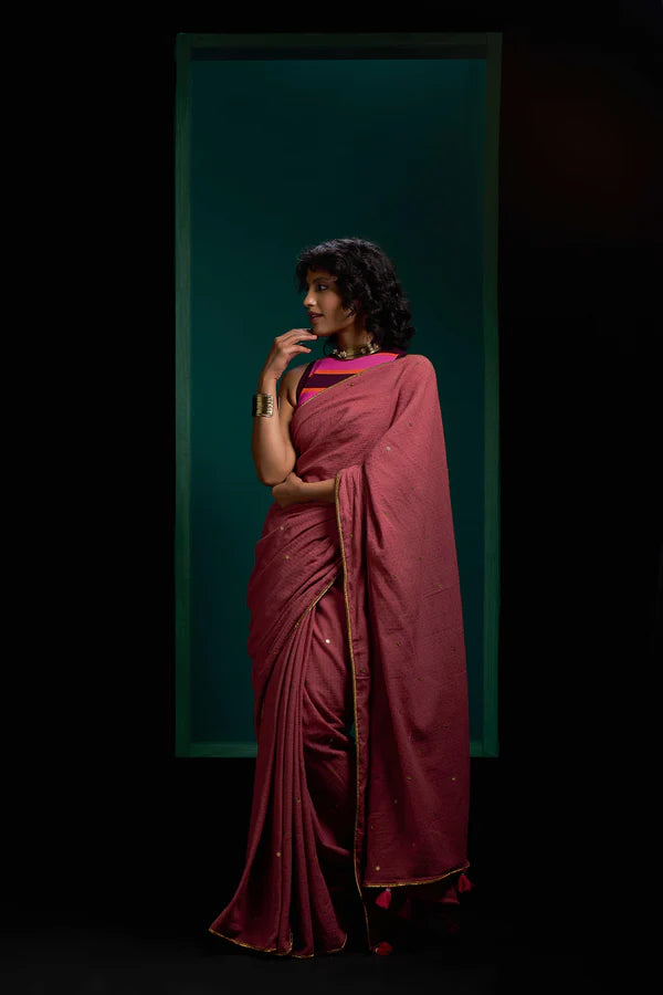 Poppy Tohfa Gold Border Saree