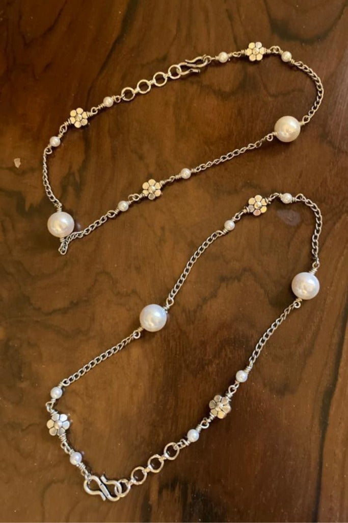 Floral Pearl Anklet