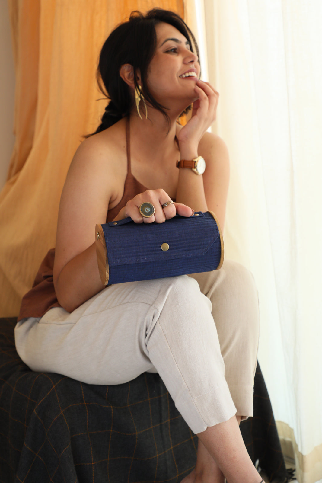 Lily Love & Navy Blue Round Clutch - Changeable Sleeve