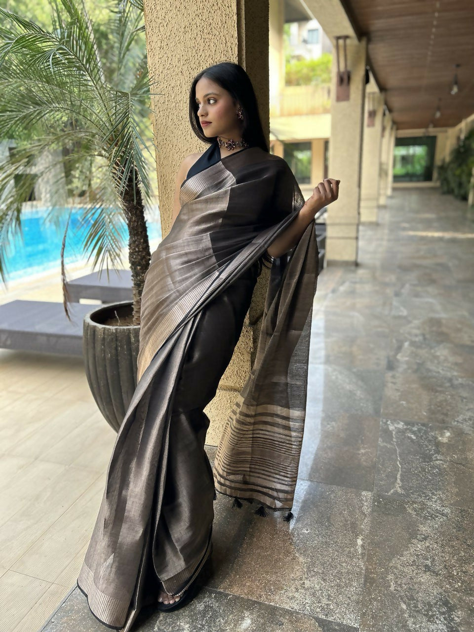 Cosmic Coal Pocket Saree