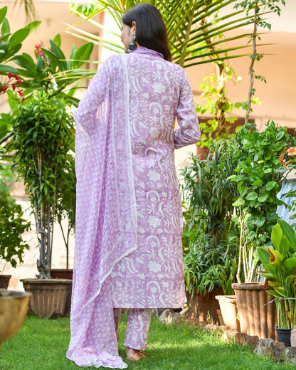 Purple Handblock Suit Set With Lacework