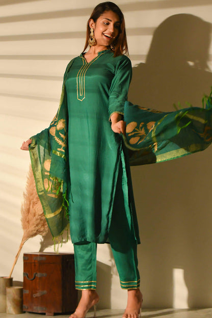 Parrot Green Muslin Suit Set