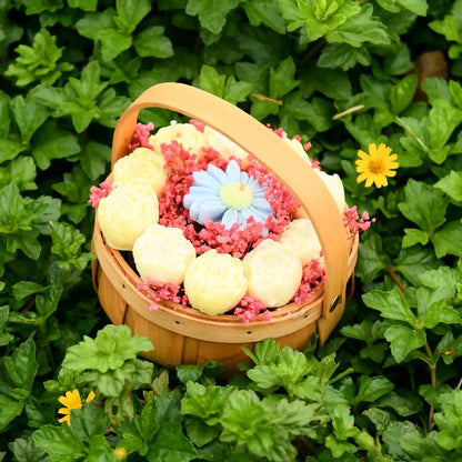 Scented Candles Basket Bouquet Round