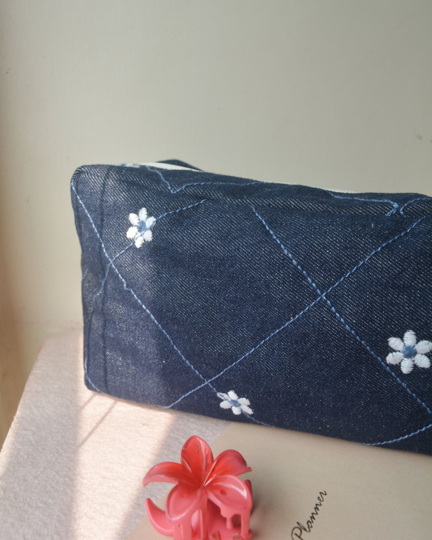 Daisy Hair Tools Puffy Denim Bag