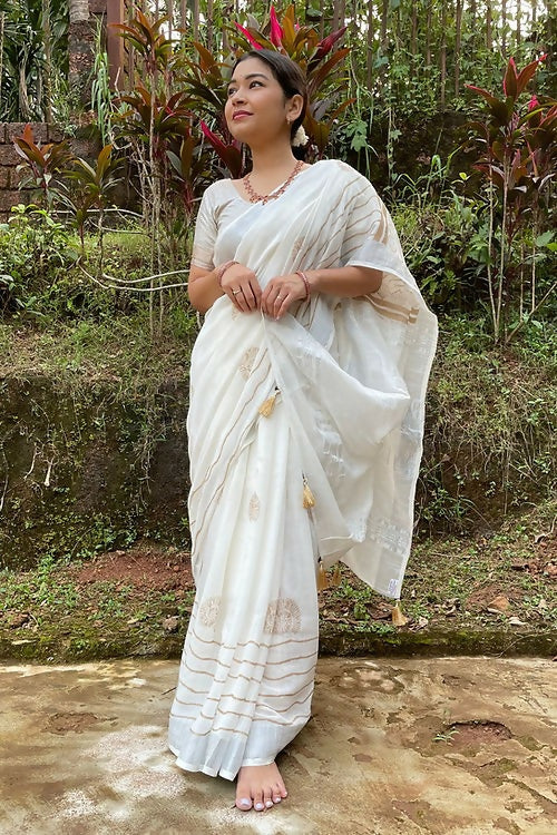 Conchas White  Linen Saree