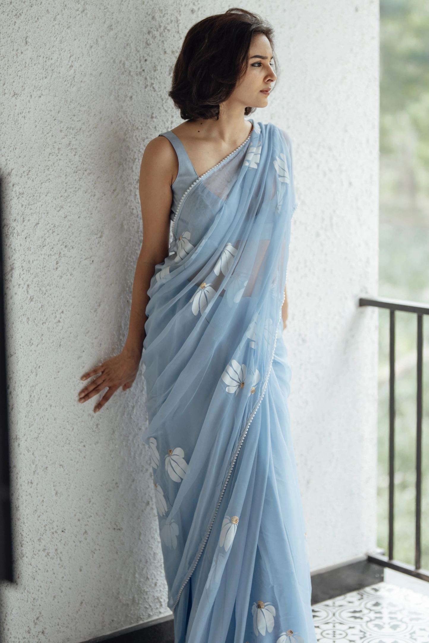 Ash Blue Half-Daisies Chiffon Saree