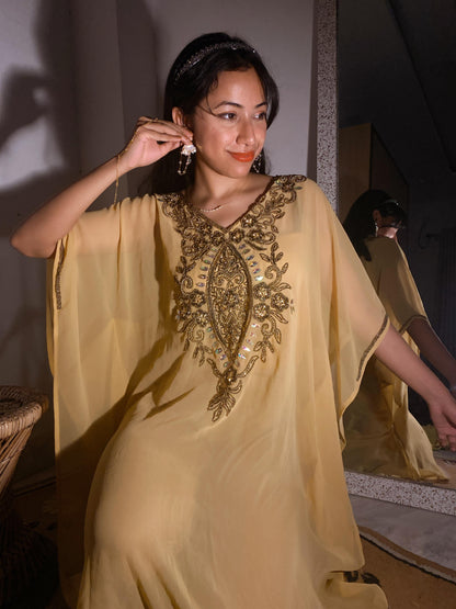 Mahnoor Short Kaftan with Golden Embroidery