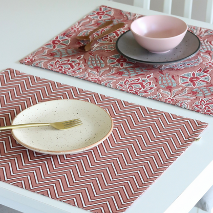 Sweet Onion Wipeable & Reversible Cotton Placemats