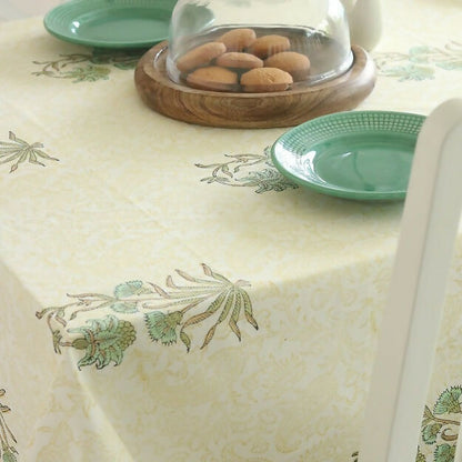 Whispering Willow Wipeable & Anti-slip Tablecover - RECTANGLE