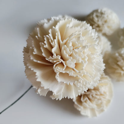 White Wedding Bunch (40 Flowers, Wire Stem included)