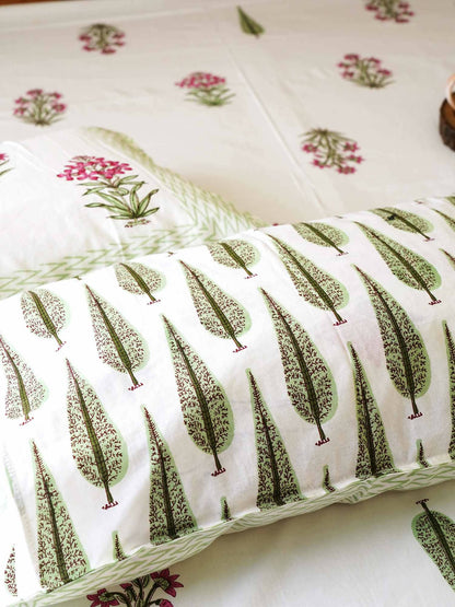 Udyaan Green Bedsheet