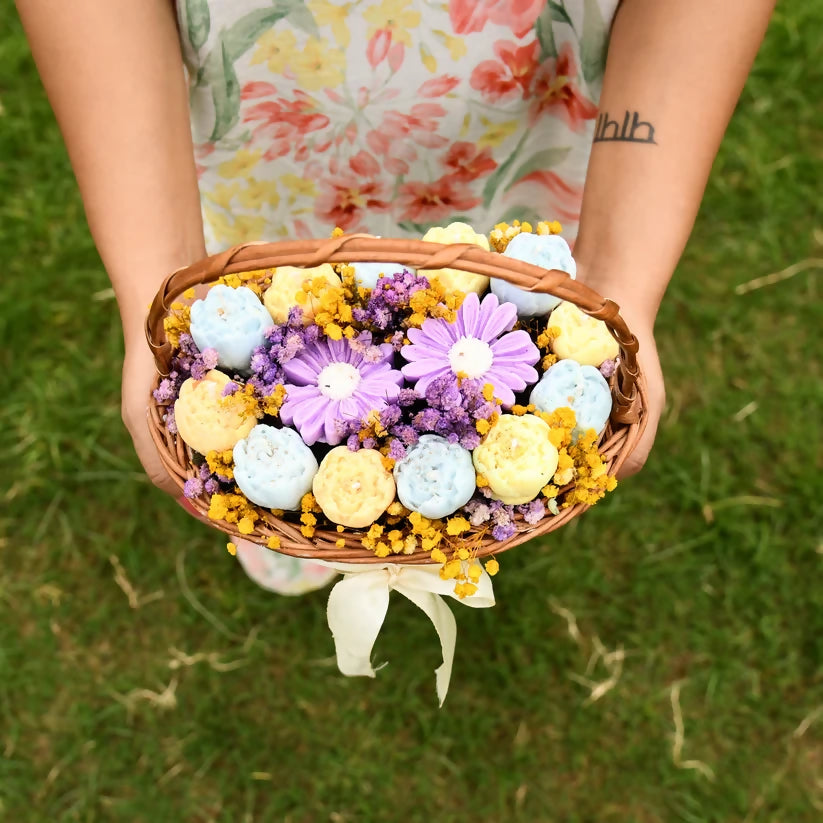 Scented Candles Basket Bouquet