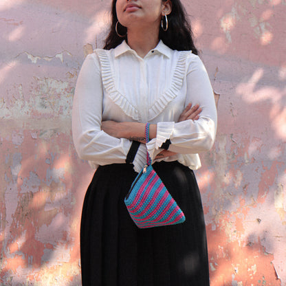 The Samosa crochet bag