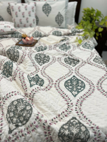 Reversible Hand Block Quilt | Grandeur