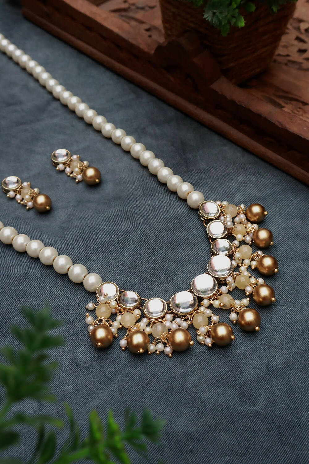 Stone and Kundan Long Necklace