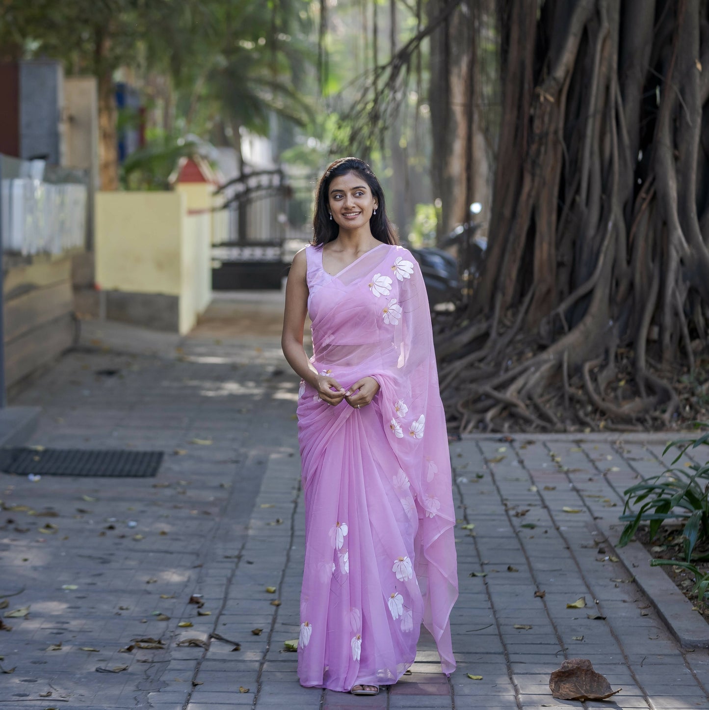 Lilac Half-Daisies Chiffon Saree