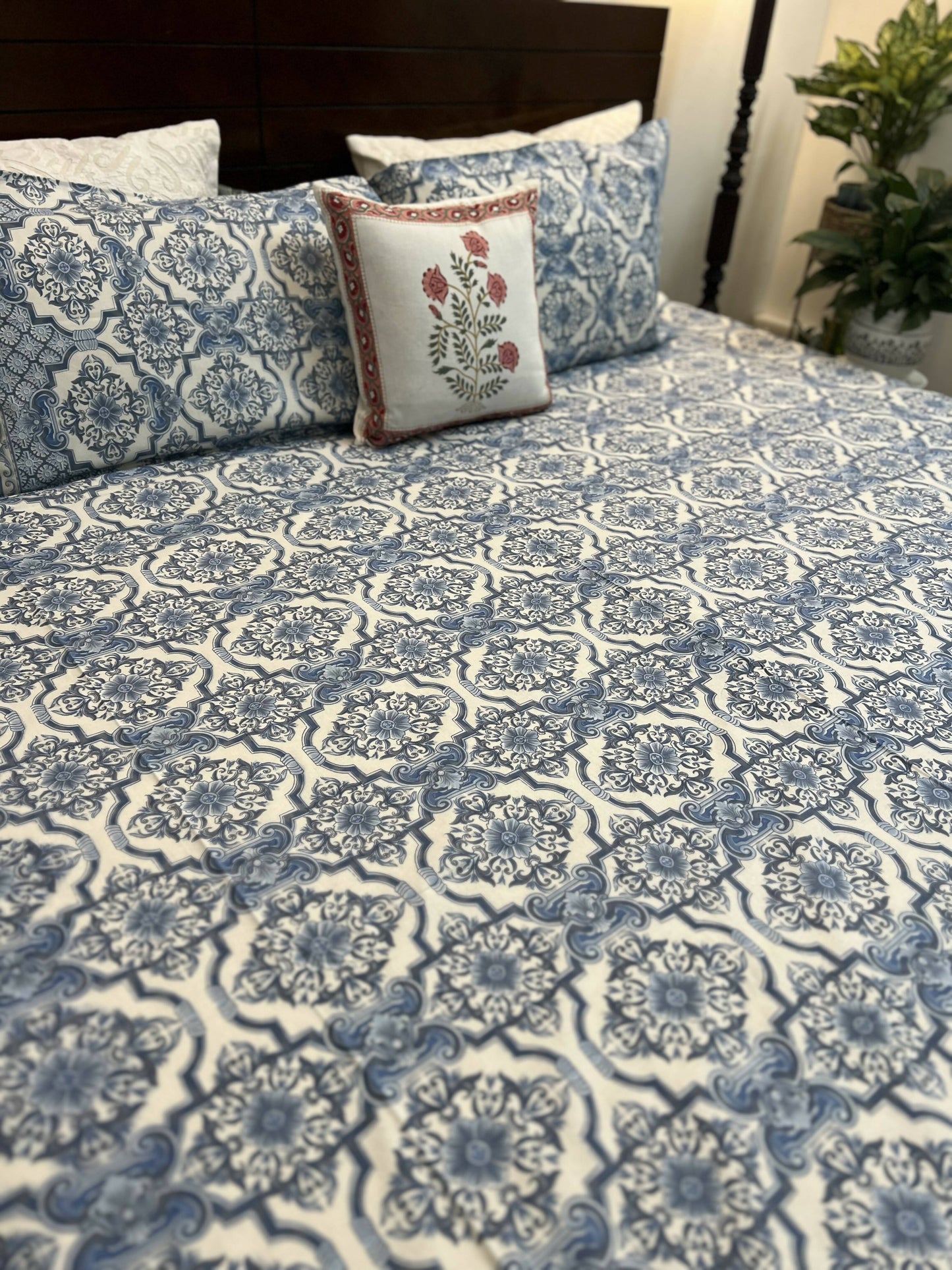 King Size | 90*108 Inches | Blue Pattern