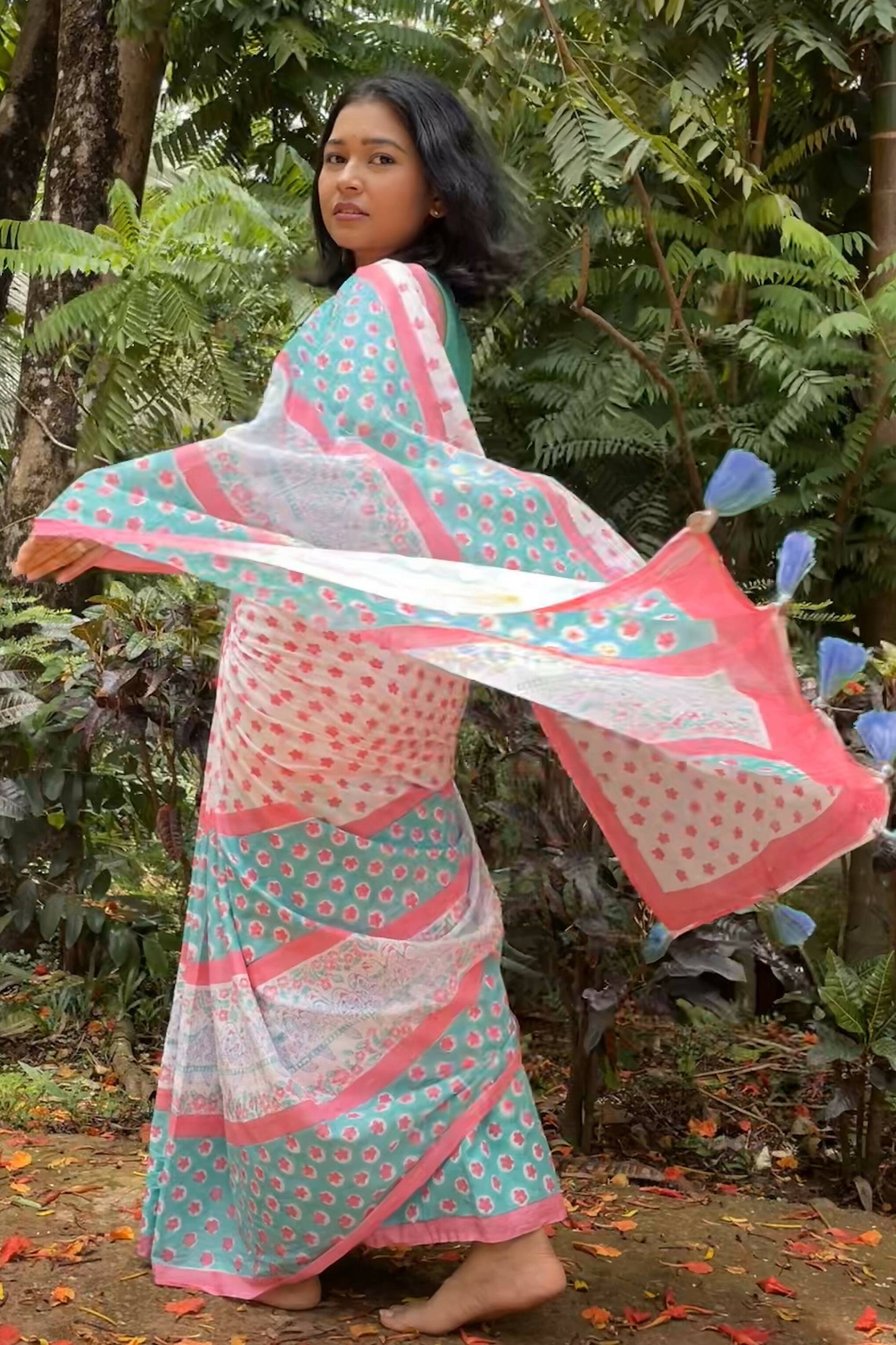 Kingfisher Hand Printed Mul Cotton Saree