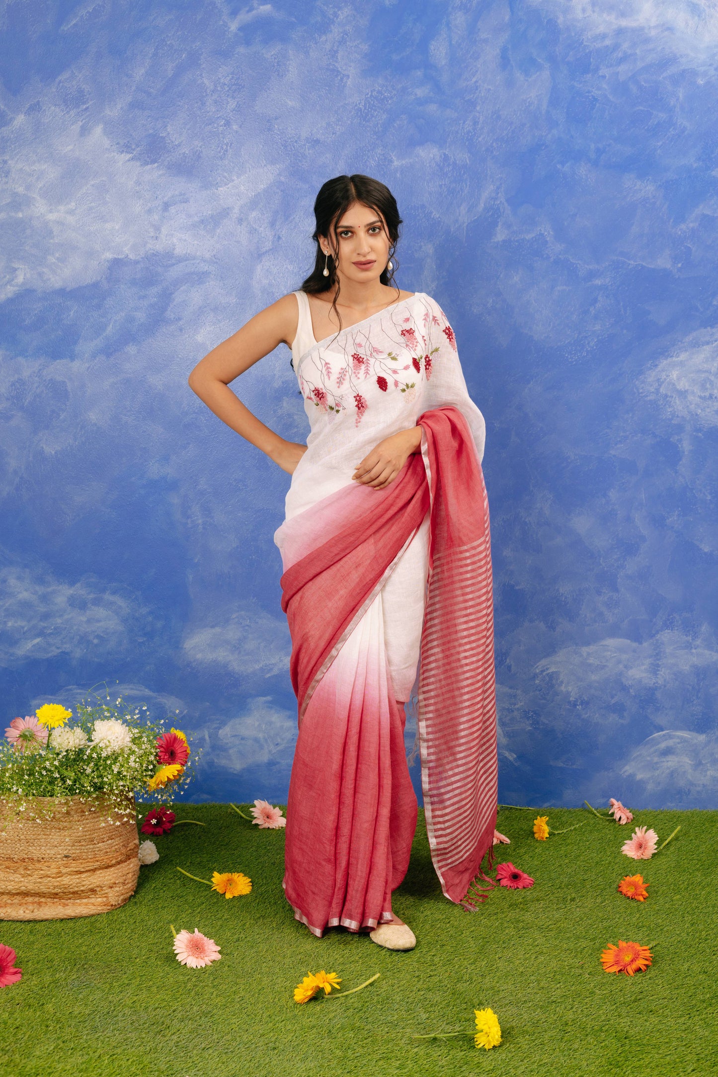 Gulabi Amber Sari