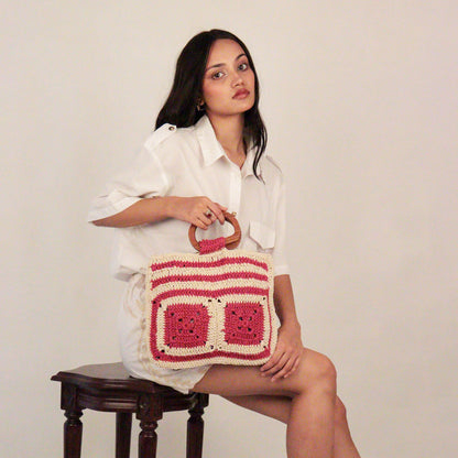 Rectangular crochet hand bag