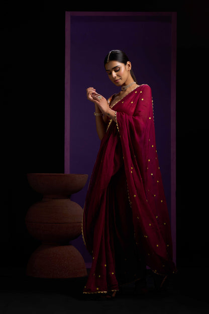 Noori Mahroon Organza Handwork Saree
