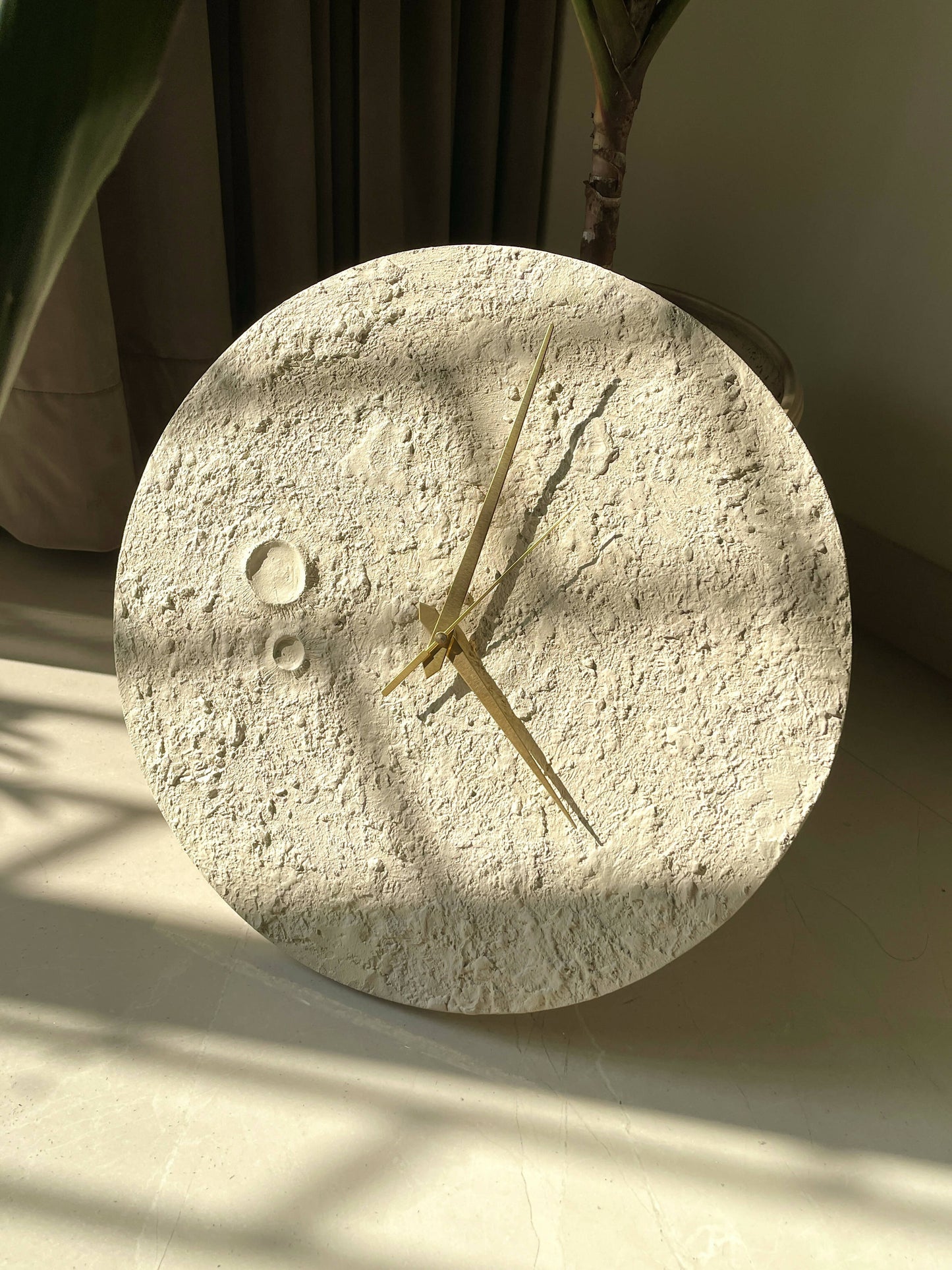 Ivory Moon Clock