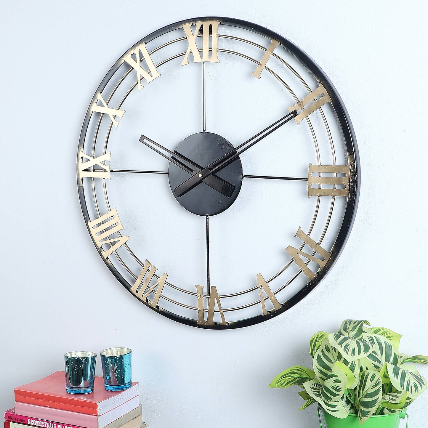 Black & Gold Roman Number Wall Clock