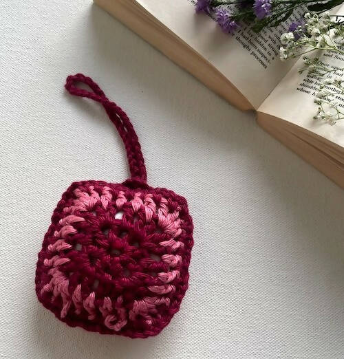 Phool Crochet Airpods cover