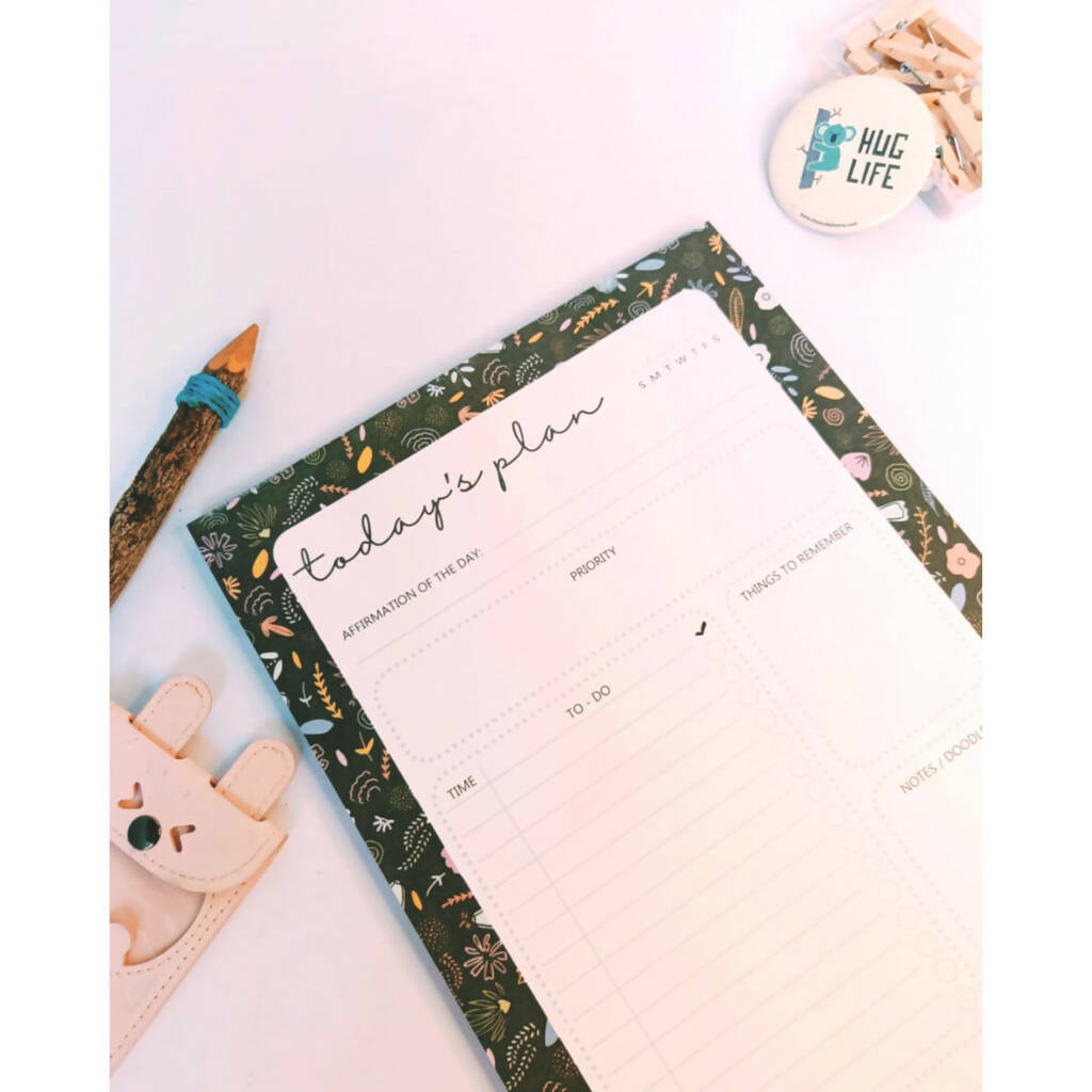 Daily Planner | Black & Blooms