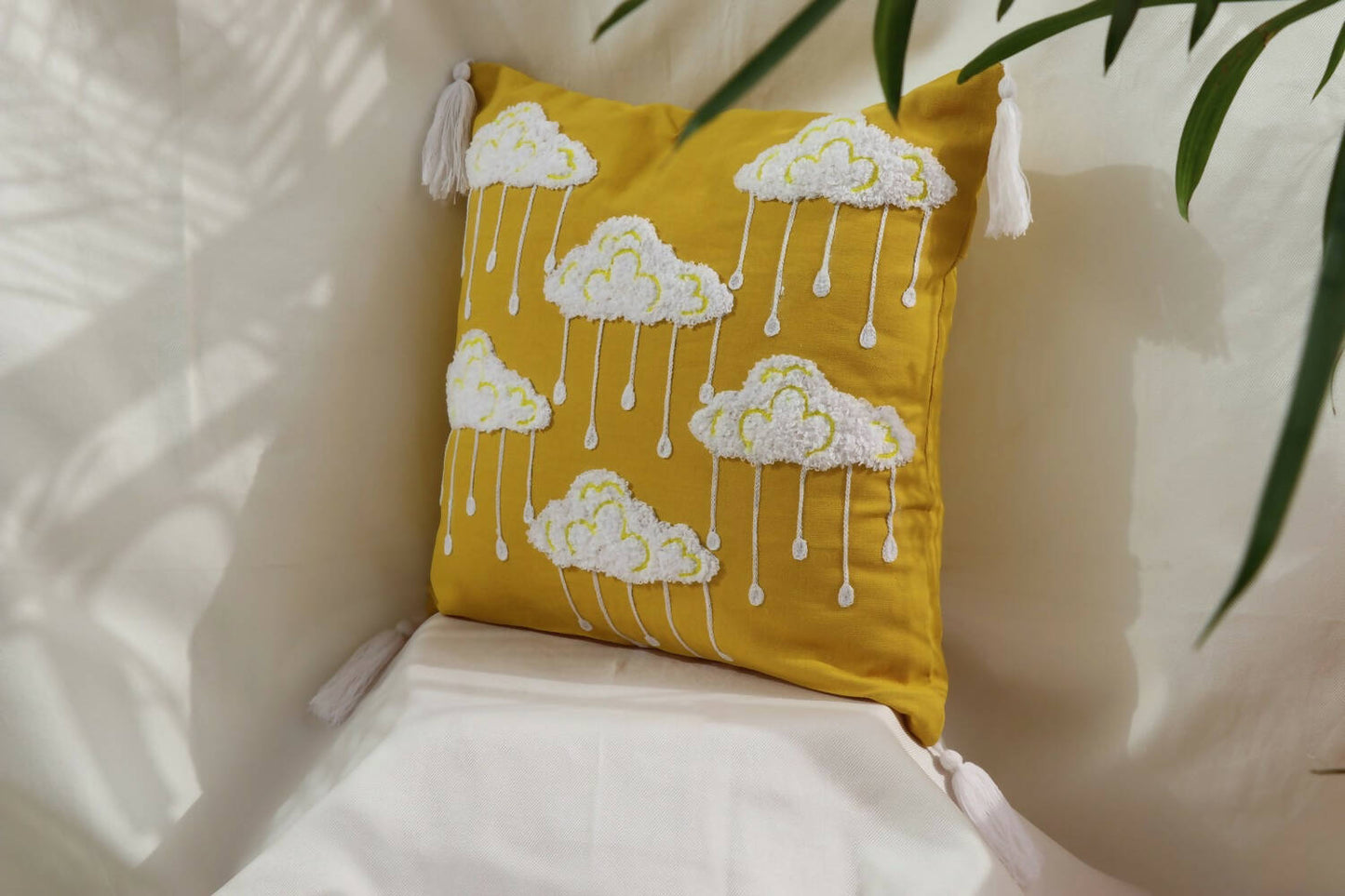 Clouds - Hand Embroidered (Pack of 1)