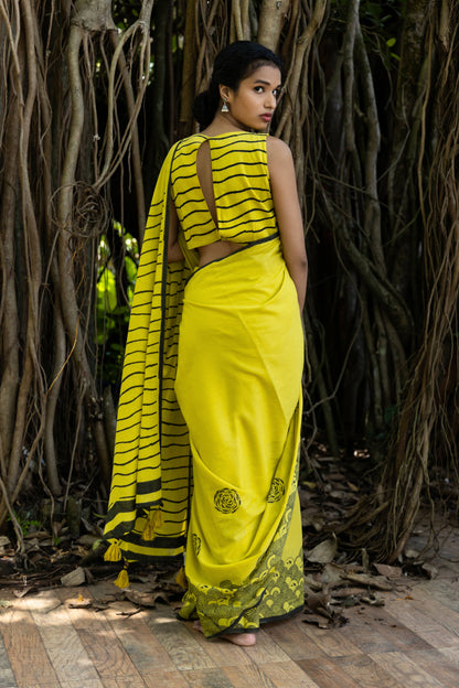 Beira Mar Mul Cotton Yellow Saree