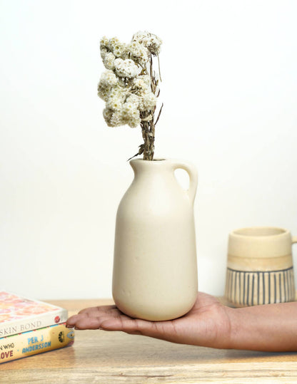 Eggshell Vase/Pourer