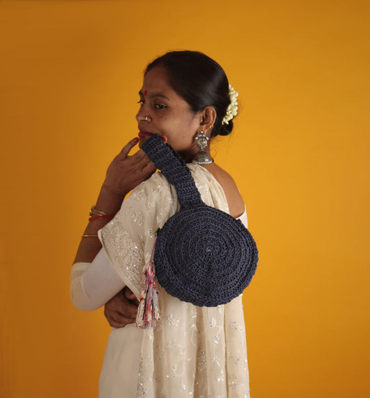 Miniature Dinkum crochet handbag