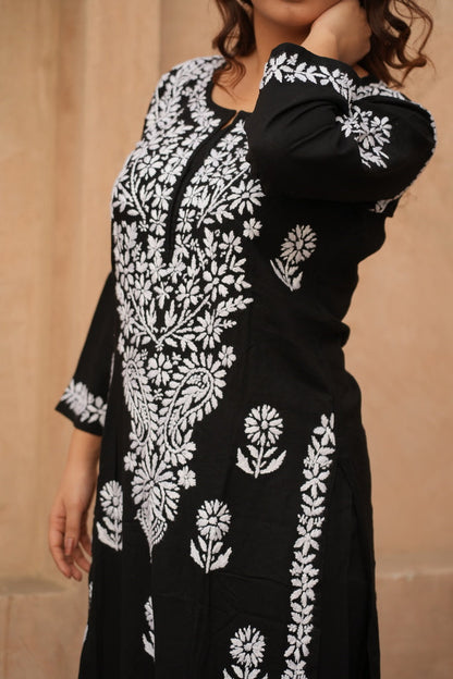 Zainab Chikankari Set