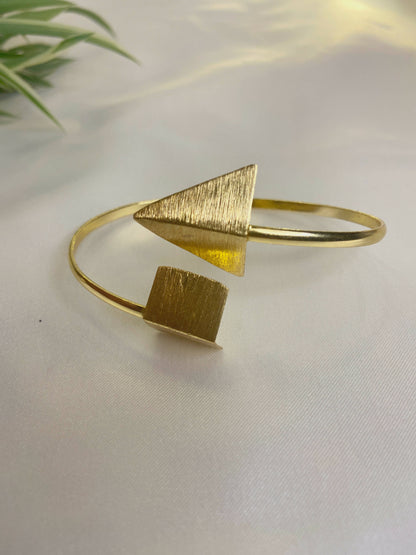 Allure Arrow Adjustable Bangle