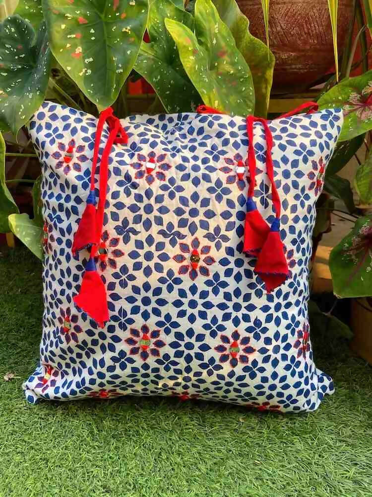 Jaal Cushions