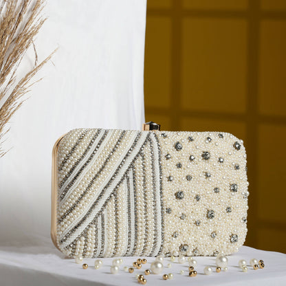 White Silver Elegance Clutch: Classic Sophistication