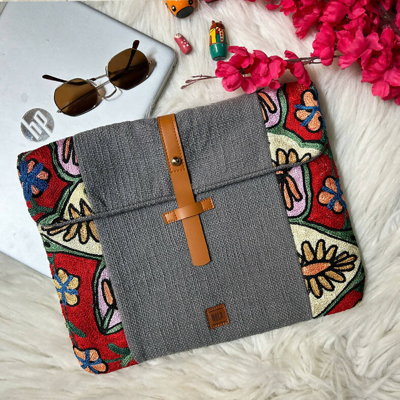 Tulip Grey Laptop Sleeves