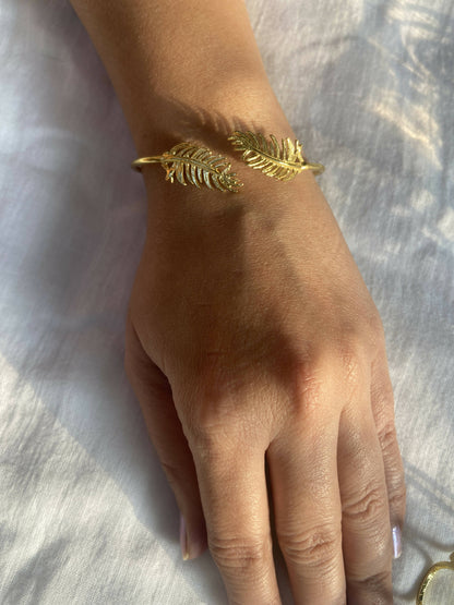 Golden Feather Adjustable Bangle