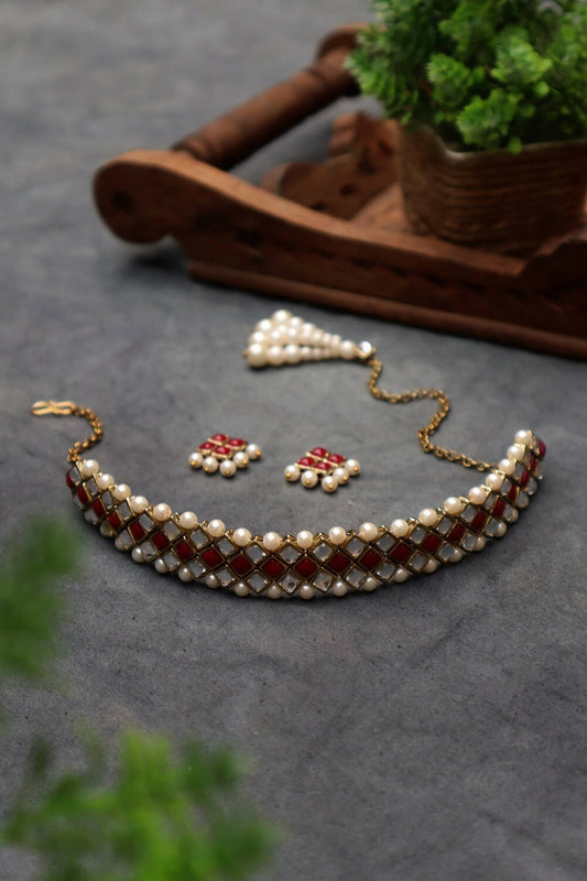 Geo Kundan and Stone Choker Necklace Set