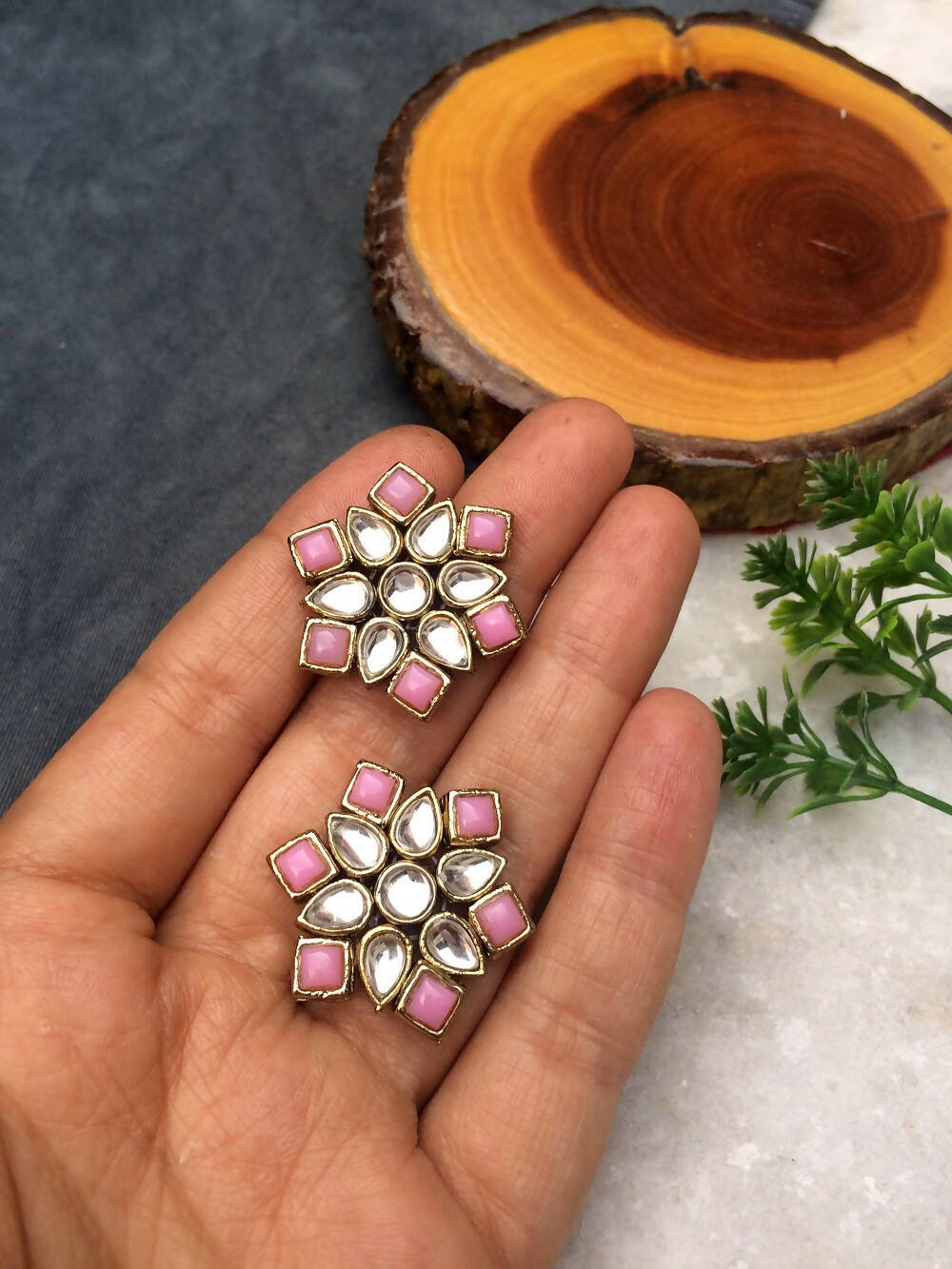 Kundan Mandala Studs