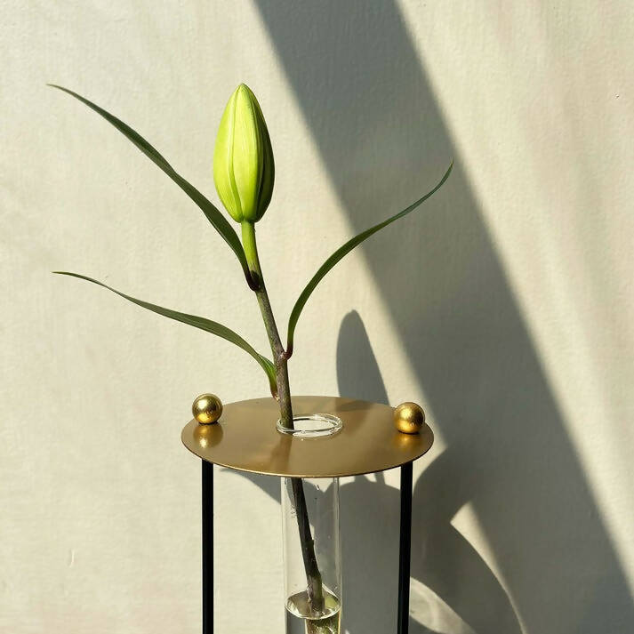 Gold Budvase with Test Tube