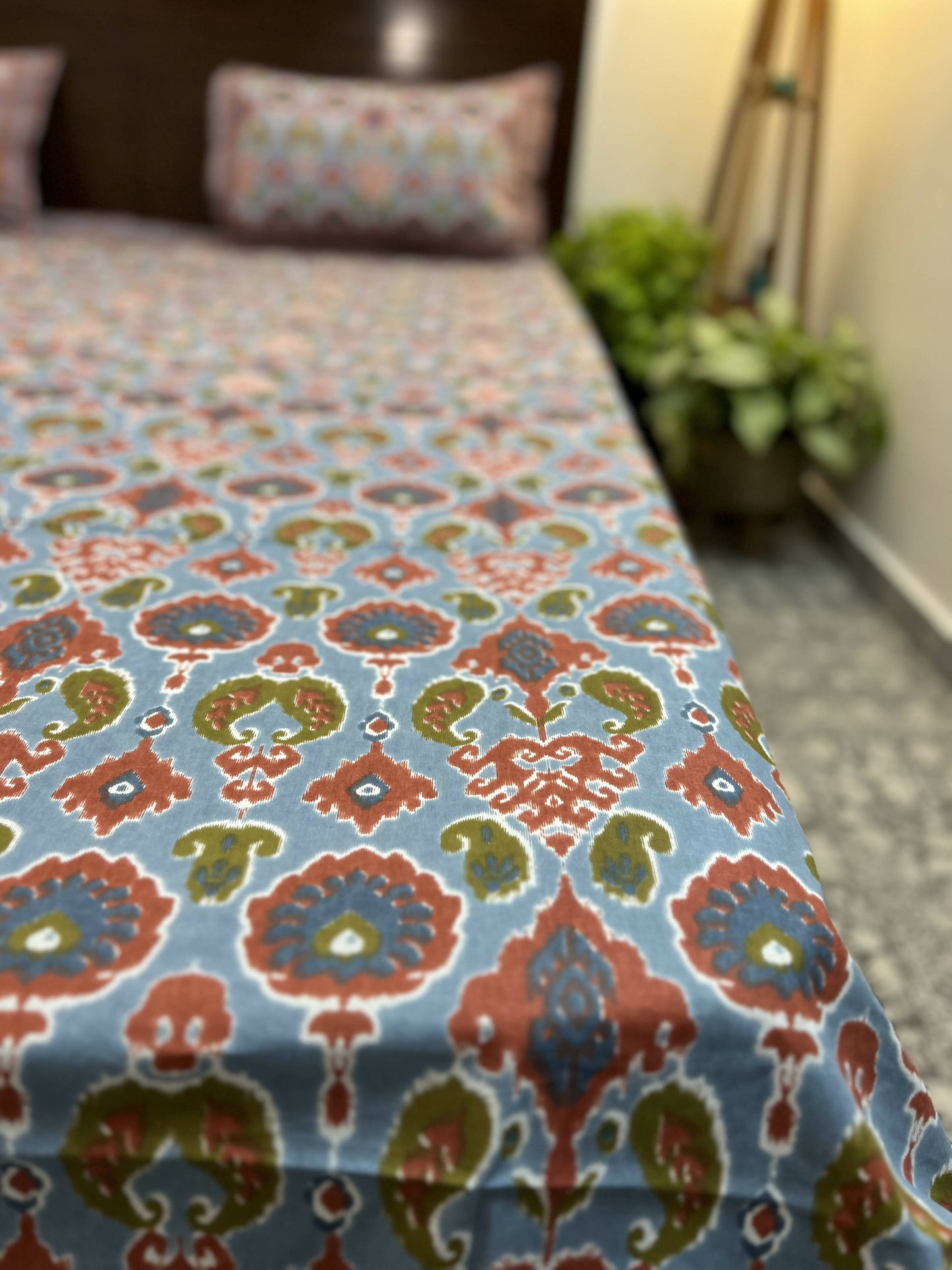 Multicolored Handprinted King Sized Bedsheet