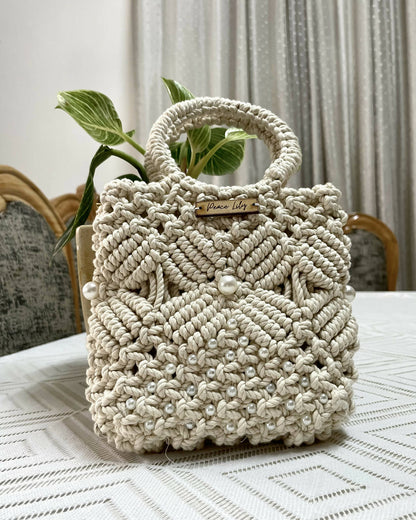 Upsy Daisy Bag